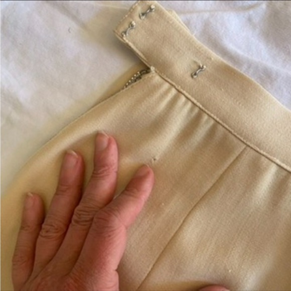 1940s Beige Capelet and Skirt Set - Picture 8 of 10